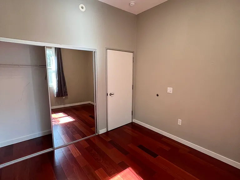 323 E Dayman St #1 — Photo 11