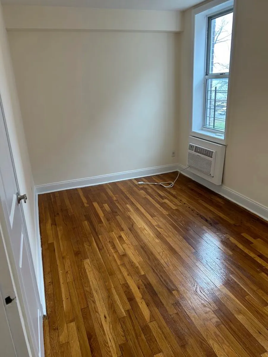 Building Photo - 1461 Shore Pkwy #2H