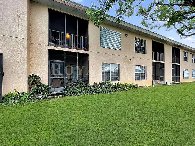 4172 Castilla Cir #105 — Photo 20