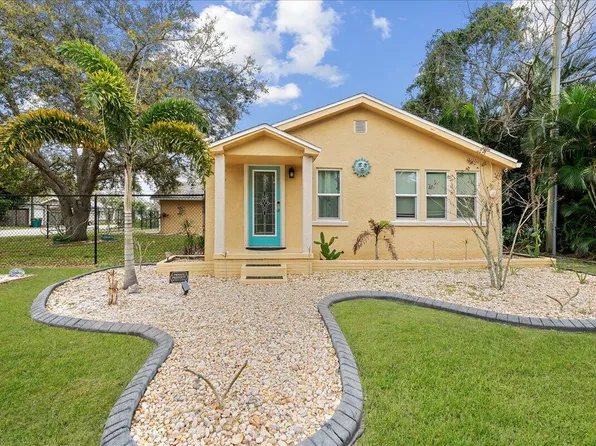 1801 Fletcher St, Melbourne, FL 32901