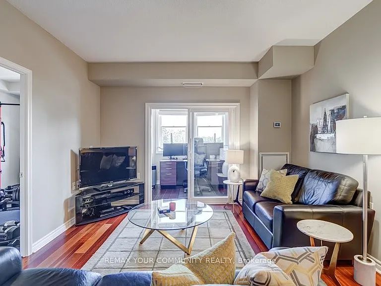 15450 Yonge St #414 — Photo 11