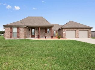5652 Kade Daniel Ln #D, Iowa, LA 70647