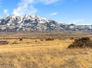 147 Arcturus Dr, Emigrant, MT 59027