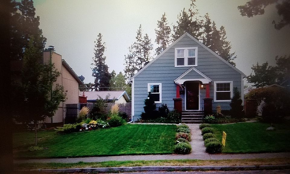 1st image of 2924 E 34th Ave