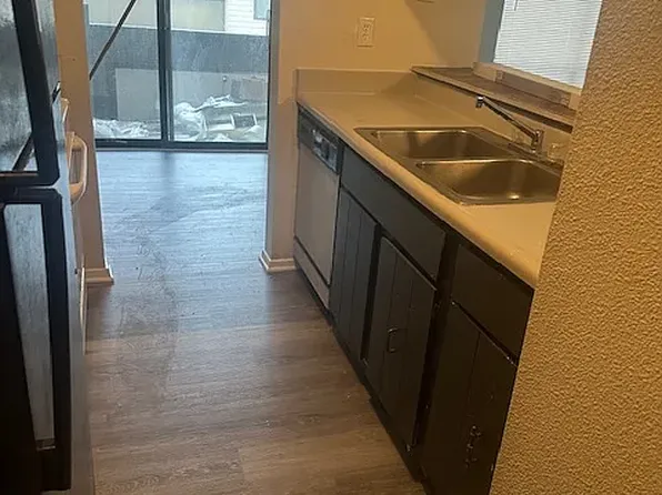 5654 San Mateo Cv APT 4, Memphis, TN 38115