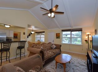 5005 Briarbrook Dr, Dickinson, TX 77539