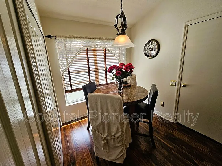 4521 Gulfwinds Dr — Photo 6