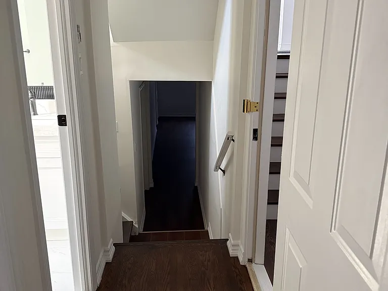 5 Rochelle Cres — Photo 19