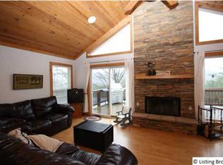 933 Ridgecrest Dr, Clarkson, KY 42726