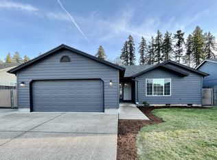 4961 Forsythia Dr, Springfield, OR 97478