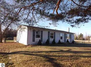 2498 Highland Trl, West Branch, MI 48661