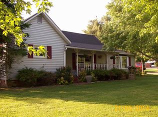 1407 Mud Lick Flippin Rd, Tompkinsville, KY 42167