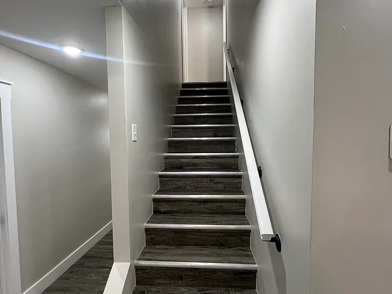 212 W Mill St — Photo 5
