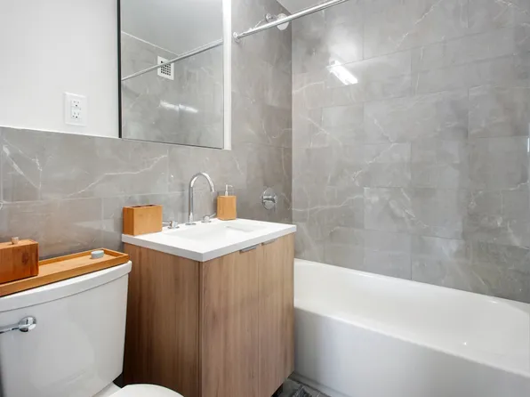 1309 5th Avenue image 7 of 25