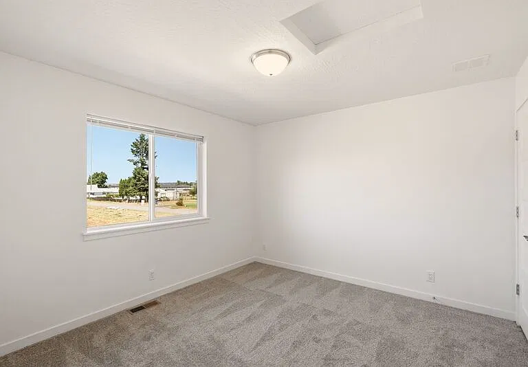 1122 N Davis Ln — Photo 18