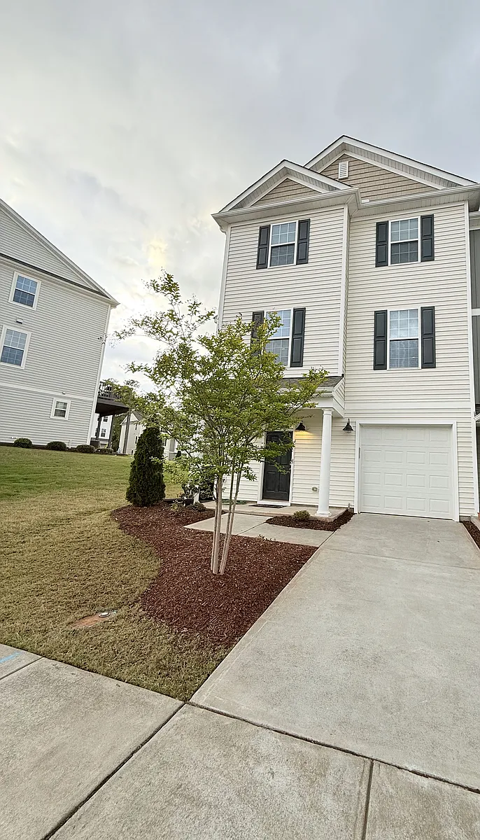 Building Photo - 76 Taylor Glen Dr