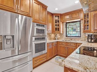 1540 NE 105th St #B-12, Miami Shores, FL 33138
