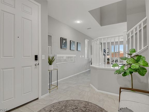 4th image of 5900 Wellington Peak Rd