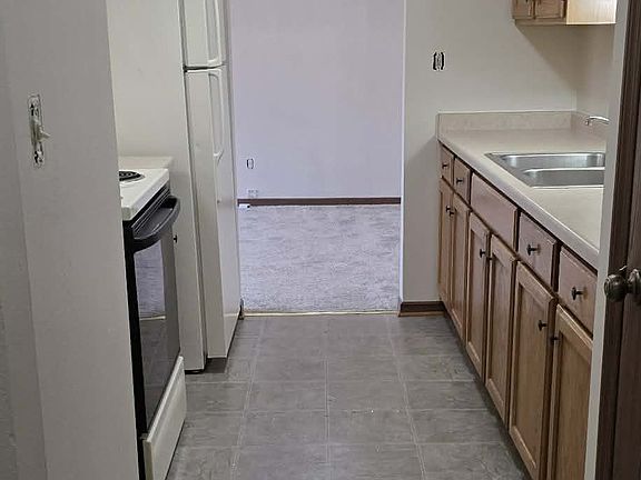 2nd image of 1531 7th Ave APT 10
