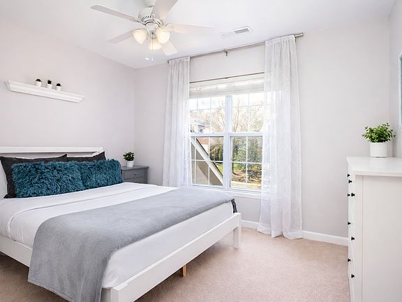 5th image of 10301 Rougemont Ln