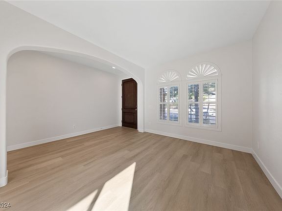 3rd image of 11761 Costa Blanca Ave