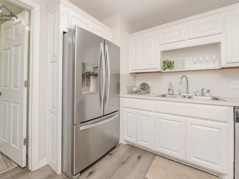 1505 City View Dr — Photo 19