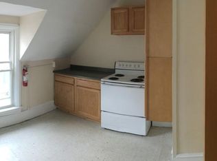 28 Loomis St #3, Burlington, VT 05401