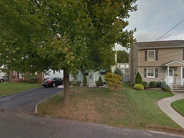 Rosewood Ter — Photo 1