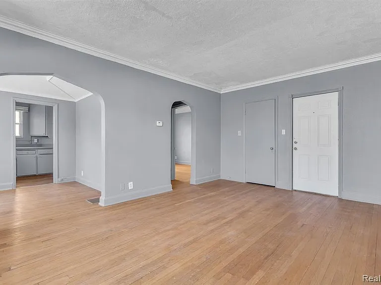 17701 Manderson Rd — Photo 31