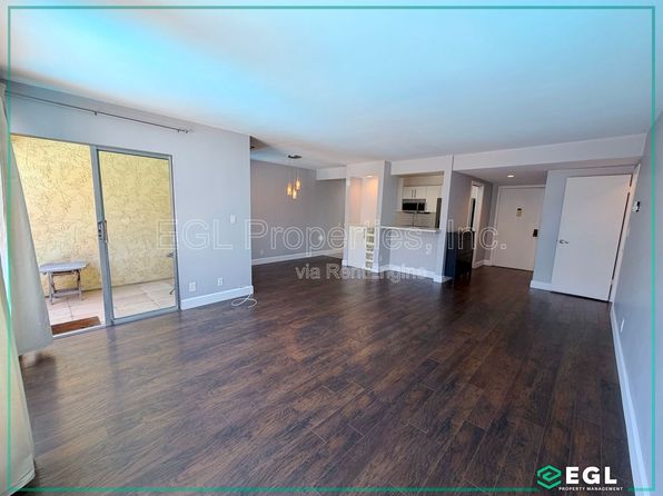 6275 Canterbury Dr Unit 204