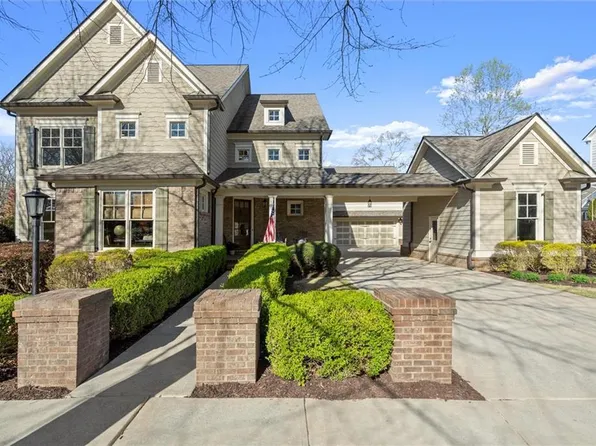 342 Carmichael Cir, Canton, GA 30115