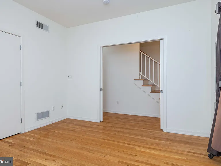 156 Christina Landing Dr — Photo 10