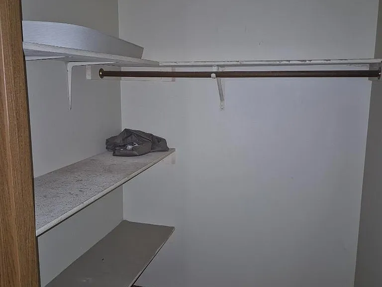 Unit Photo