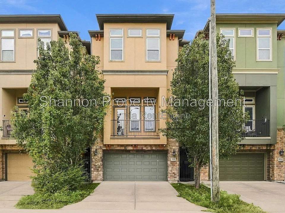 5833 Katy St