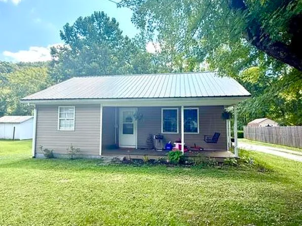 264 Highway 36, Frenchburg, KY 40322