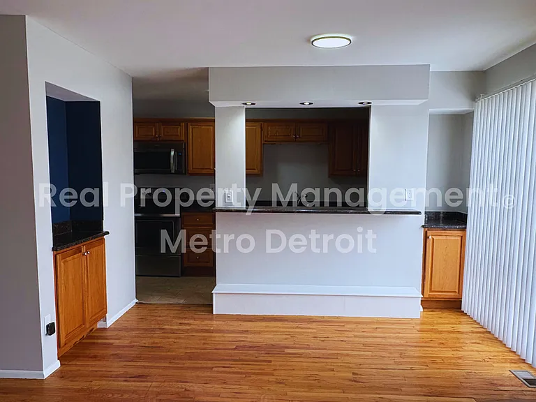 22108 Dante St #115 — Photo 6