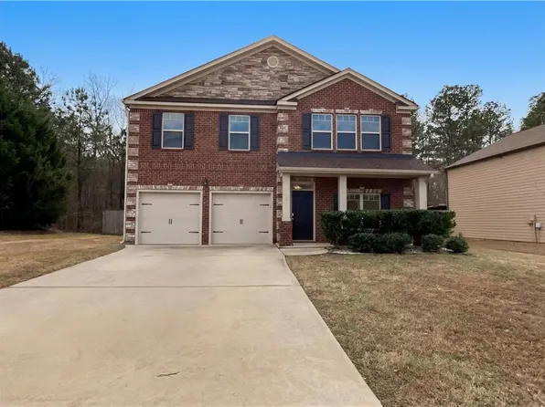 1209 Vienna Ct, Hampton, GA 30228