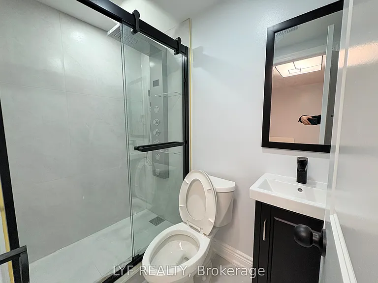 30 Lavron Ct #BASEMENT — Photo 19