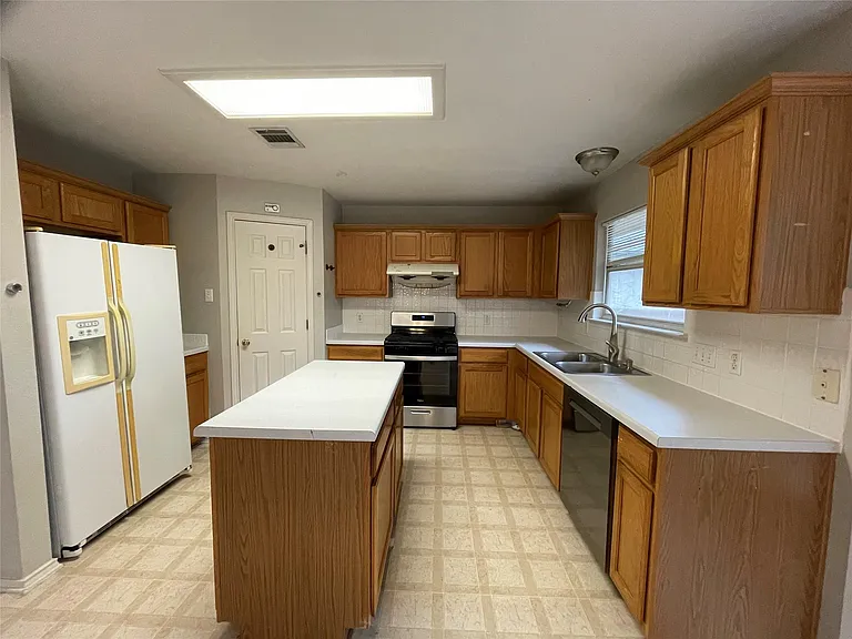 4524 Destinys Gate Dr — Photo 6