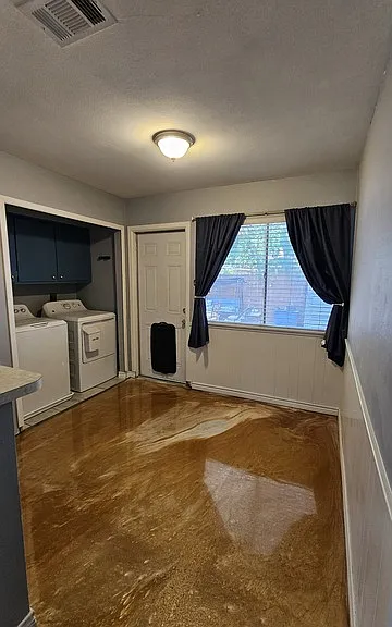 820 Durr Rd — Photo 17