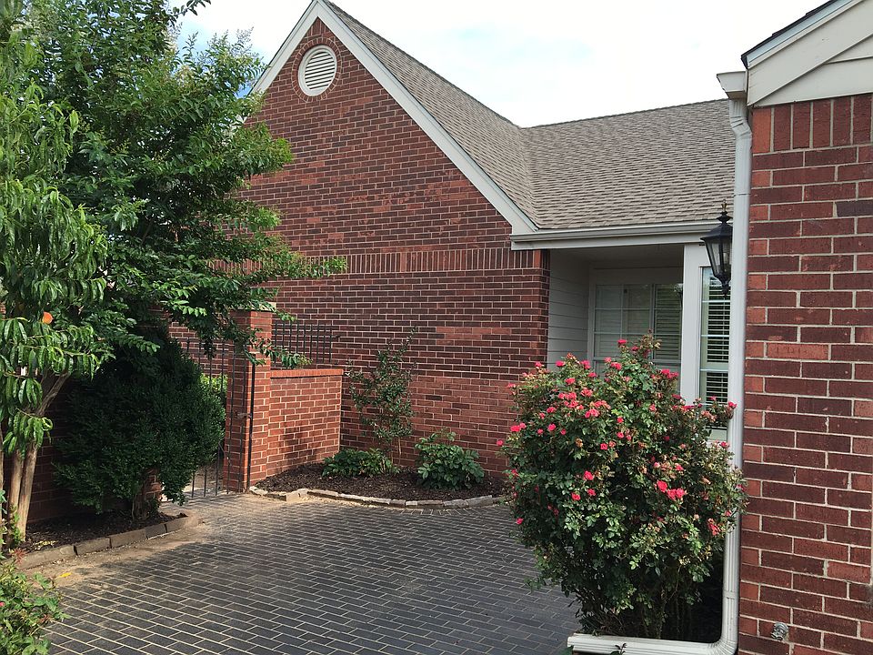 1st image of 8914 N May Ave #79