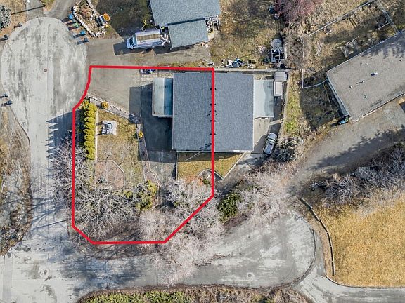 3rd image of 1105 Cactus Rd