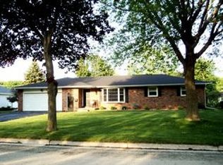 720 Stoller Ave, Algoma, WI 54201