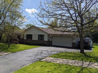 1711 Windcloud Dr, Rockford, IL 61108