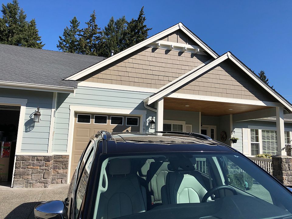 2nd image of 10819 152nd Street Ct E