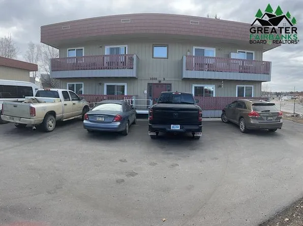 1600 Washington Dr APT 13, Fairbanks, AK 99709