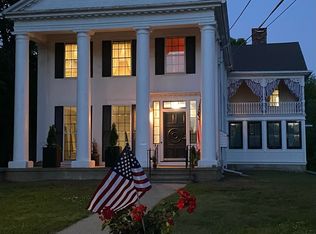 26 Plains Rd, Moodus, CT 06469