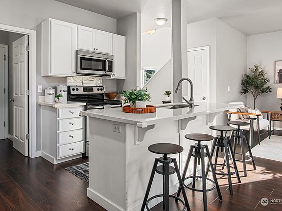 2nd image of 303 Pike Street SE #102