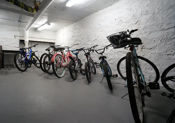 Sold by EXR | media 7