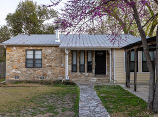 325 Hickman St, Boerne, TX 78006
